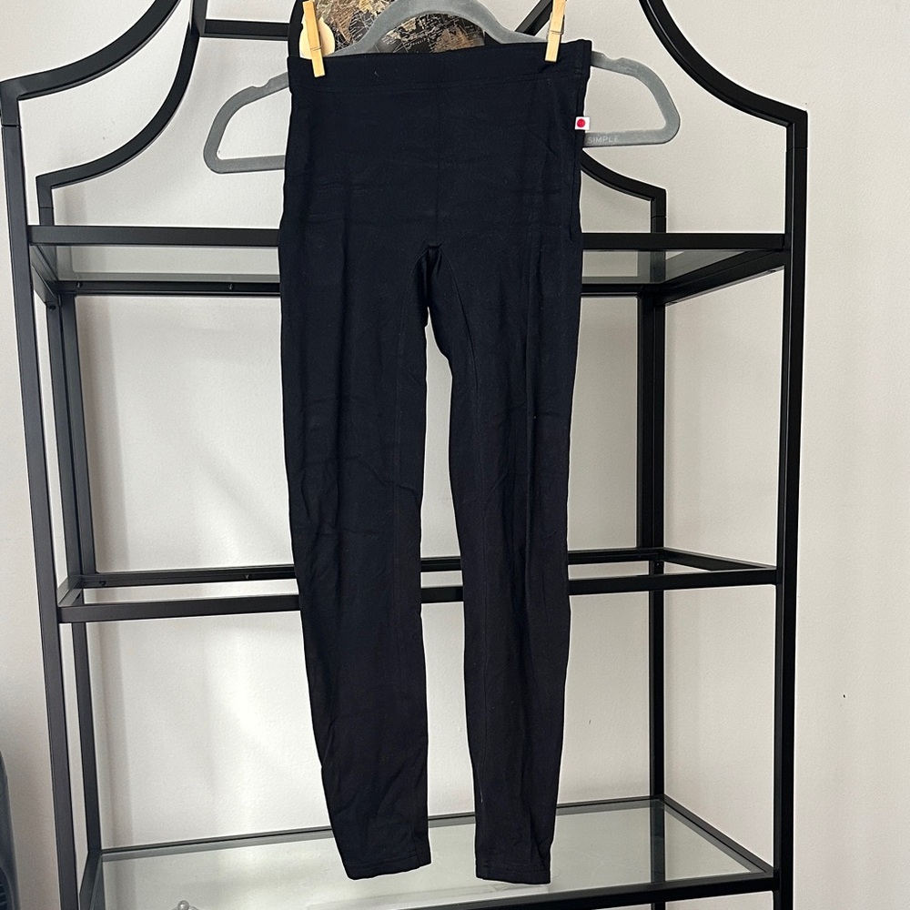 Yumiko Black Leggings